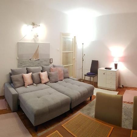 Rávágy Apartman Kecskemét Exterior foto
